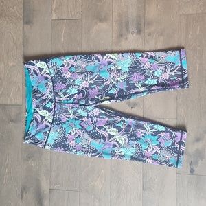 VSX Floral Knockout Crop Leggings Size M